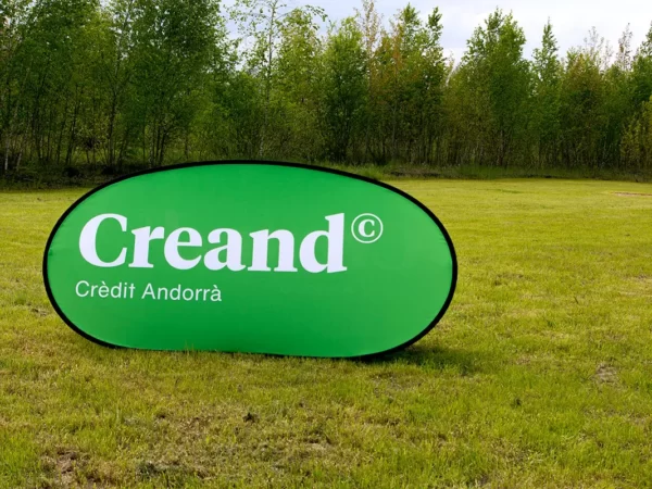 Custom golf banners for events and promotions by Oxygen Group