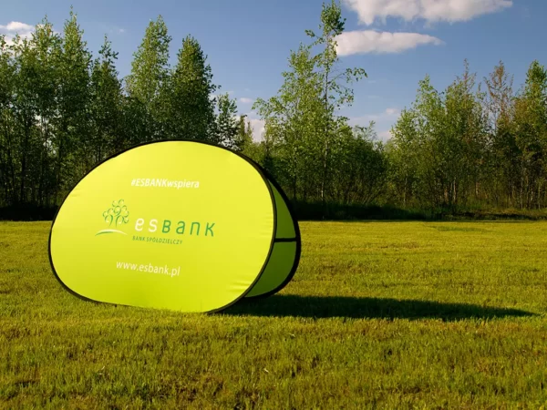 Custom golf banners for events and promotions by Oxygen Group